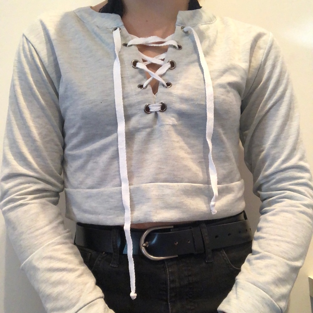 Cropped shirt - Picture 2 of 3